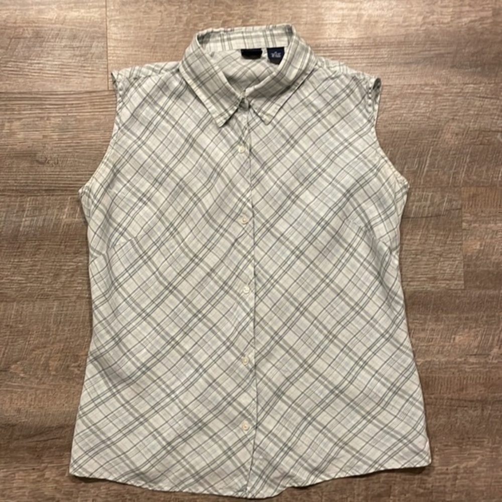 Gap white and blue sleeveless collared button up linen top size medium - Picture 3 of 7